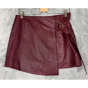 UNDERSTATED LEATHER Wrap Mini Skirt Womens Medium M Red Casual Party Buckle